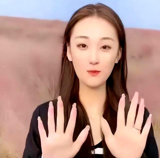 离婚四年后！大衣哥终于等来好消息，前儿媳陈亚男后悔莫及