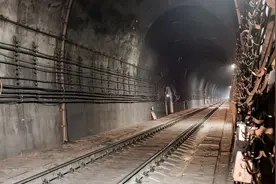 乌克兰宣称炸毁 “中俄铁路大动脉”，暗示“警告中国”图片