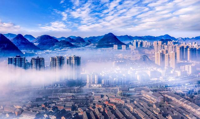 国内必去的 10 大避暑城市，一个比一个凉爽，这个夏天不要错过