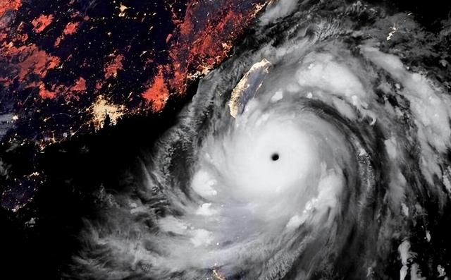 中国又一壮举！打算从天空调水，耗资2500亿的天河工程究竟是什么