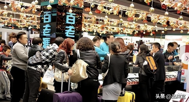 又一灰产链曝光！40元游桂林，背后是精心包装的“银发陷阱”！