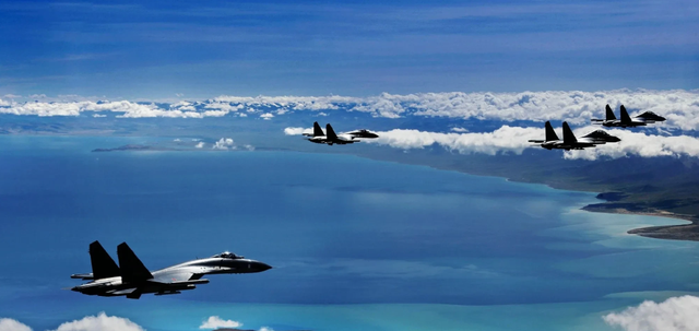 特朗普没想到！大陆对台使出奇招，邀请10名日本军官展开军事交流