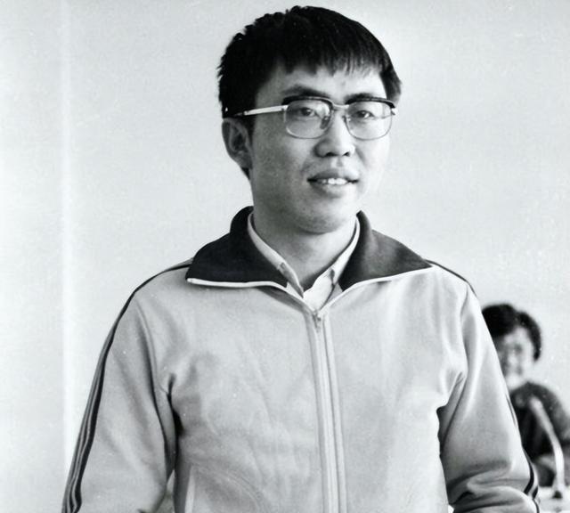 聂卫平去世不到24小时，作呕一幕发生	，私生活被扒，郎平受到牵连