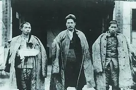 方志敏领导的红十军团共辖3个师，各师师长是谁？最后结局如何？图片