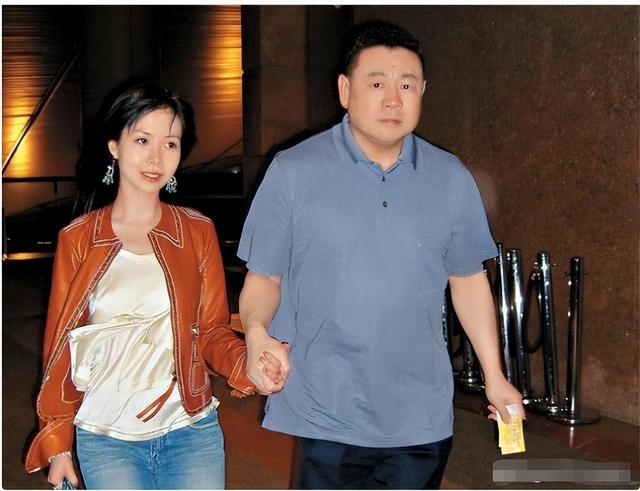 “为求上位，主动献身”！来看看这4位女明星是真“大方”！