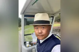 早餐要吃三根虫草一根海参，曾经移居美国的周立波，如今怎样了图片