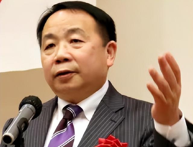 外交部制裁仅1天，入日籍的北大叛徒石平回应，称这是自己荣幸