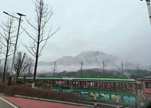 汉中各大景区银装素裹！快来共赴2025年第一场冰雪之约 →