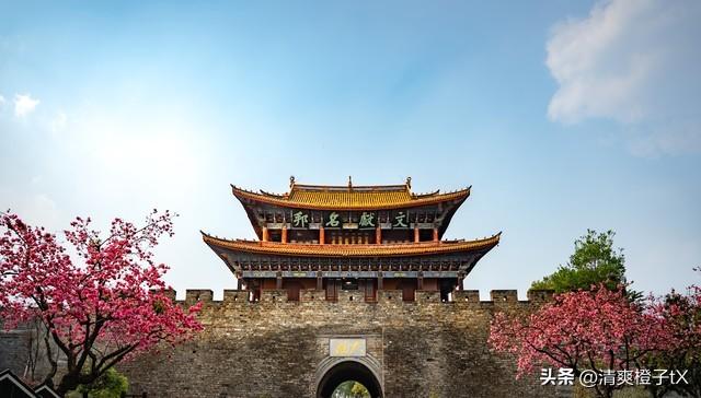 云南比较出名的城市有这些—昆明、曲靖、丽江、大理