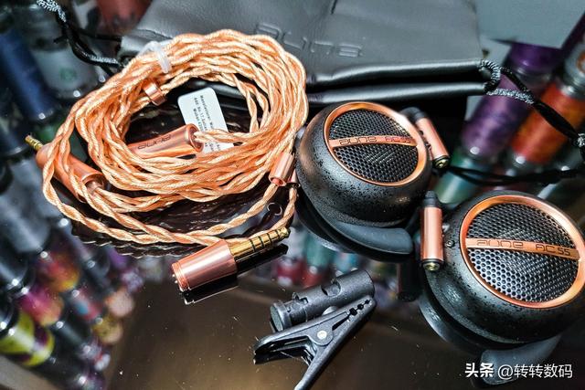 突破！重塑！耳挂式耳机新时代标杆之作aune AC55体验