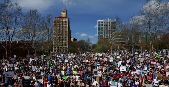特朗普已做好开战准备？王毅曾警告：中美一旦冲突，结局只有一个