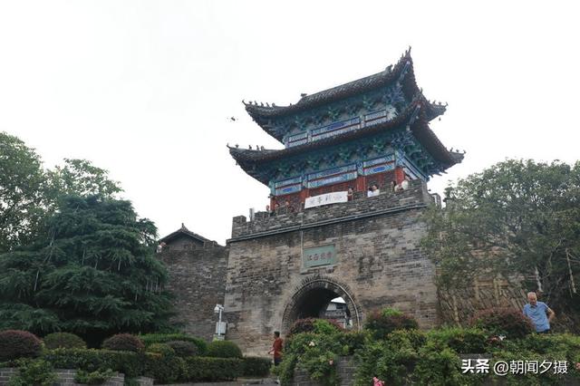 逛老街游后柳水乡、鬼谷岭，在石泉休闲度假好安逸