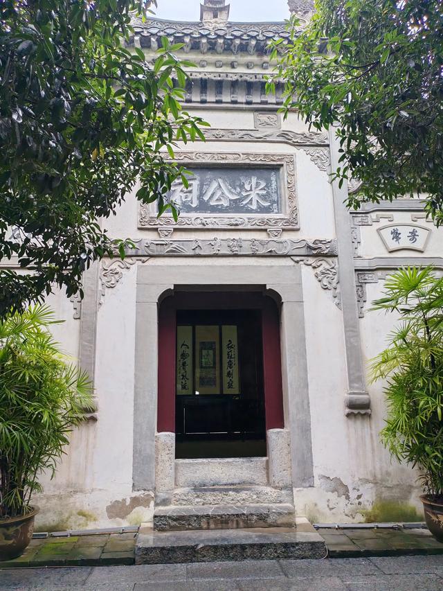 2025北京到海南行程第六天:雨中游襄阳荆州古城,有遗憾有收获