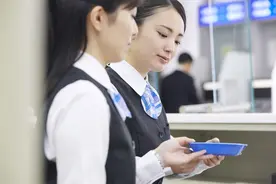 50万不多！可你知道有50万存款的人有多少吗？看银行员工怎么说！图片