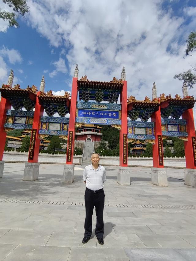 中国诗歌春晚总导演屈金星诗游庆阳庆城
