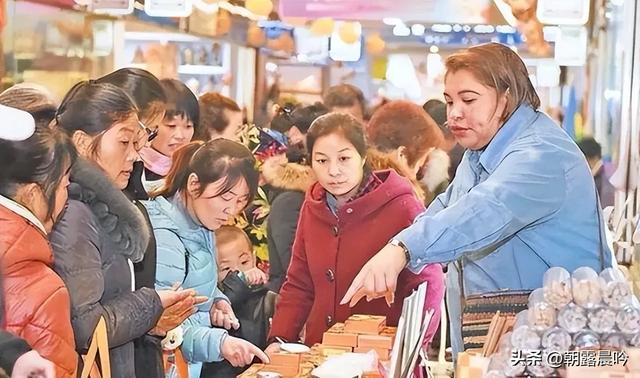 几乎全是假货！利润高达2400%，为何有些消费者前赴后继争相购买