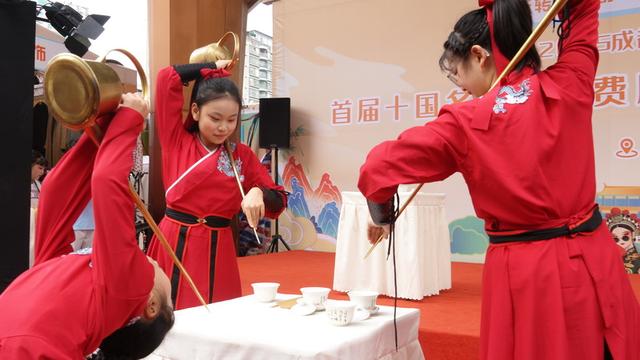 2025成都武侯区首届十国名特优消费展暨音乐美食嘉年华圆满收官