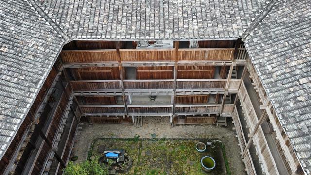 建南靖土楼——吕厝