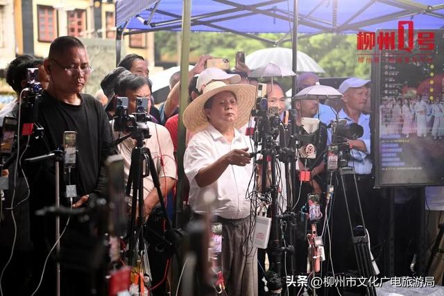 柳州好嗨！大批年轻人“赶歌圩”，对唱场子燃爆！互动歌会时间→