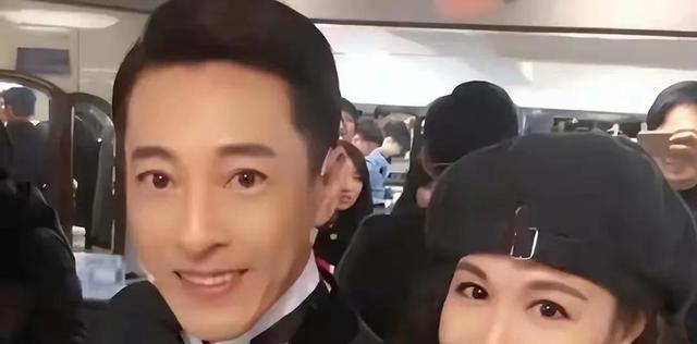 夫妻俩为了不变老，坚持31年不吃肉不生子，如今59岁近照不敢认