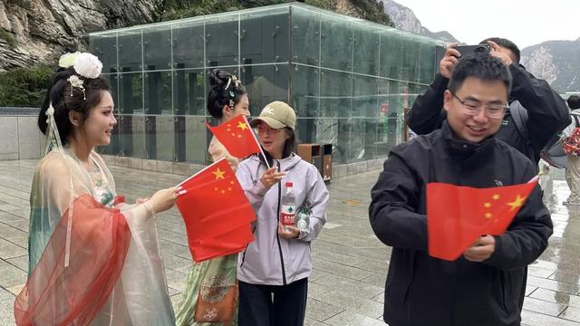双节出游别扎堆！华山邀你赴一场“非遗与秋景”的浪漫之约！
