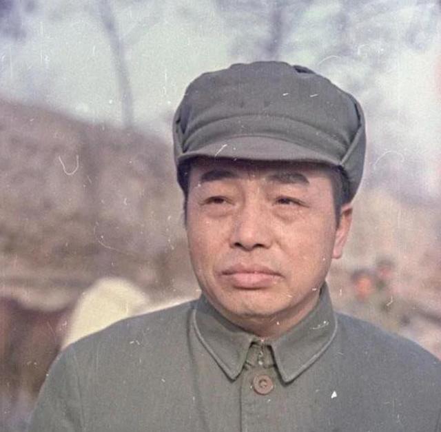 1959年，彭德怀搬离中南海，毛主席得知后吩咐杨尚昆：你去办件事