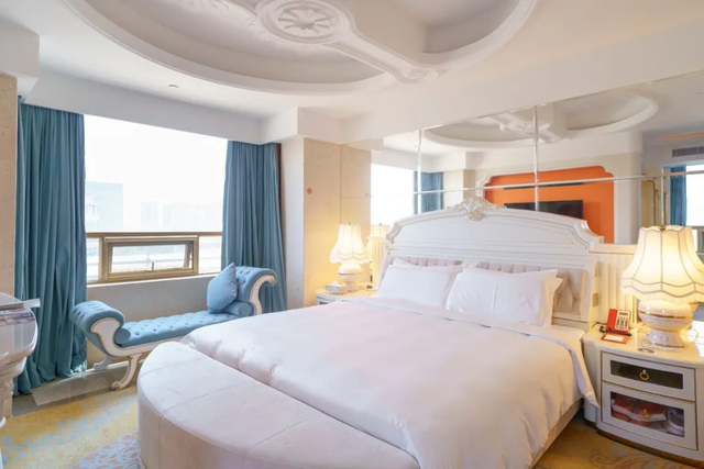 汉爵酒店，您旅途中温暖的家