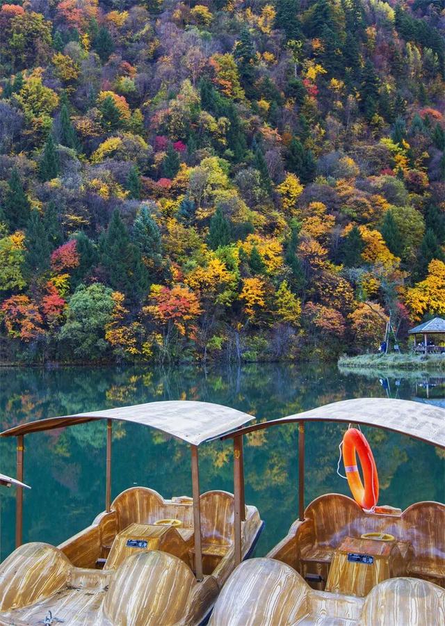 11月旅行地推荐！这13个赏秋地无对手，还藏着国内四大绝美秋色