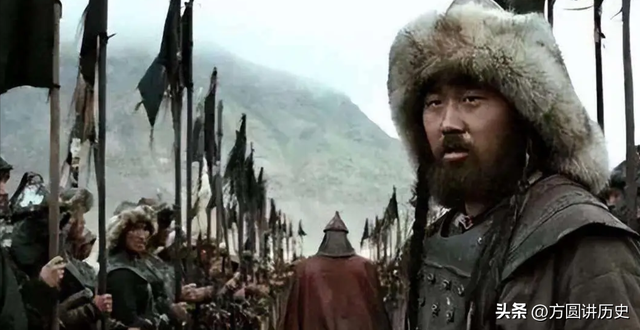 历史公认的三大军事天才，拿破仑排在第三位，第一第二都是中国人