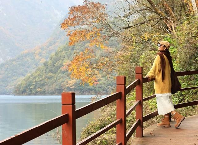 天池「初妆」，素颜静好