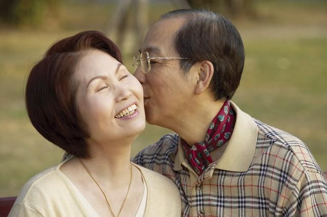 53岁绝经后，和65岁的他出游7天，回来我果断散伙