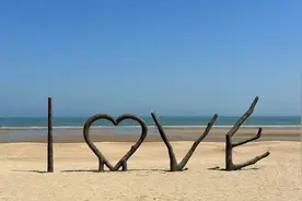 海景不输青岛，物价便宜到哭，山东冷门小城，90%的省外人没来过图片