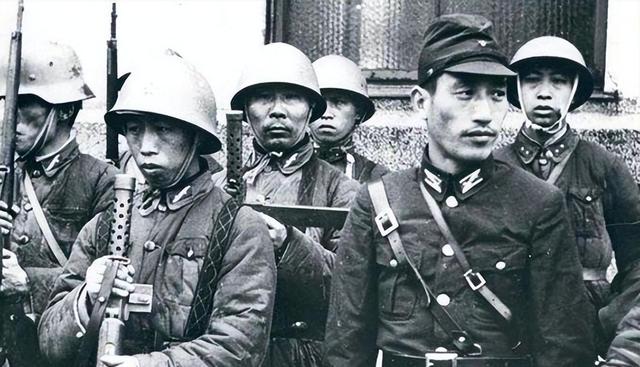 华裔总统上任第一件事，就是和中国断交，面对亡国危机又想来求助