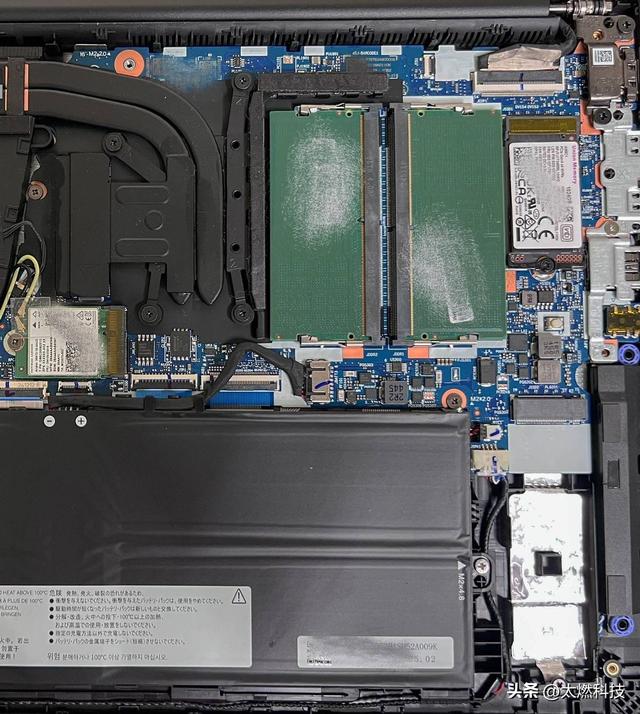 ThinkPad E14 2025超能版商务笔记本测评：焕然一新，全能实力派