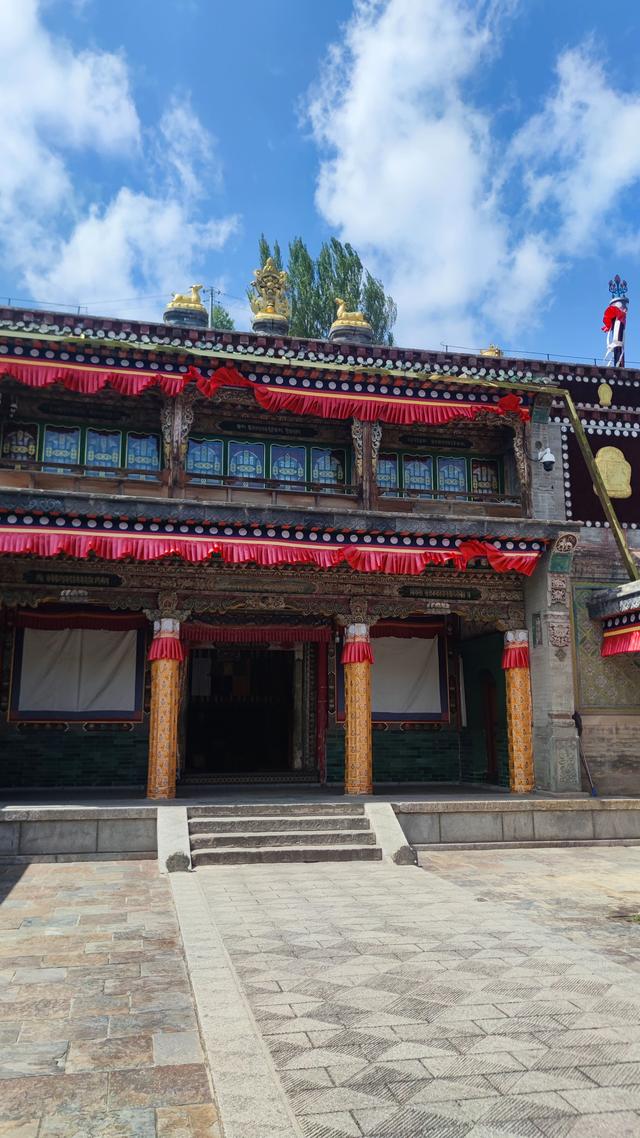 藏传佛教格鲁派四大寺院之一，西宁塔尔寺，碰巧免费进去了