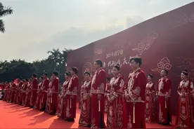 20对新人在南宁市“来相亲 祝新婚 庆金婚”系列活动中圆满礼成图片