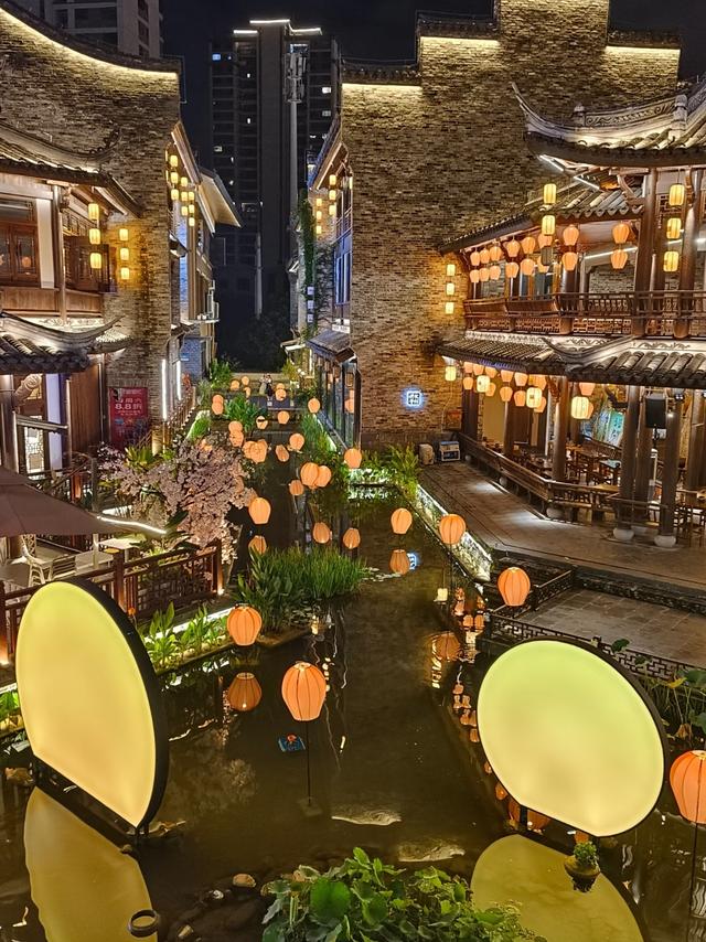 刚从温州回来，毫不夸张的说：未来最有闯劲的城市肯定是温州