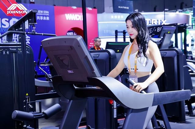 乔山四赴进博再发力！ 以 AI闭环重塑健康管理新生态，引领智慧健康新未来