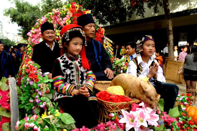 2025绿春县哈尼十月年长街古宴文化活动露营帐篷出租来啦!