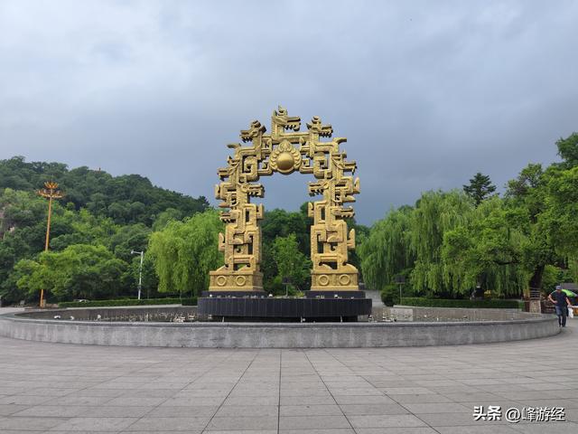 爬吉林北山，寻平安钟楼，雨中被困玉皇阁