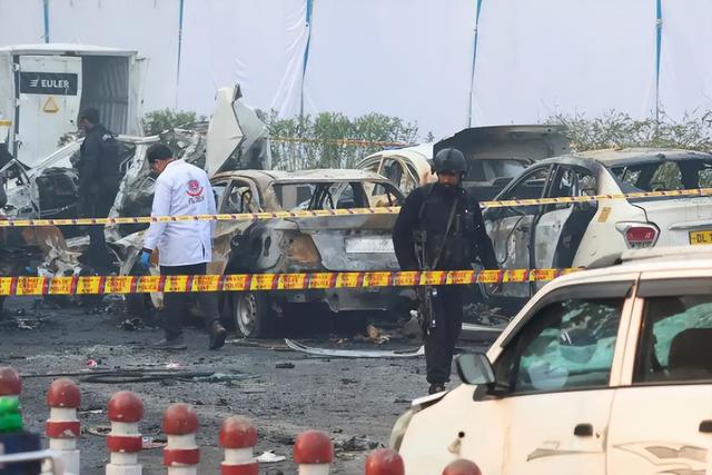 中国最不愿见的事发生，巴铁已下战书，要在中国旁边引爆两场战火