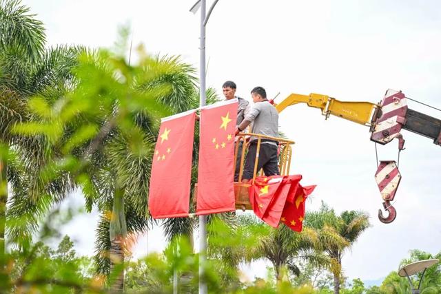红了！弥勒国庆氛围已拉满，喜迎八方客！