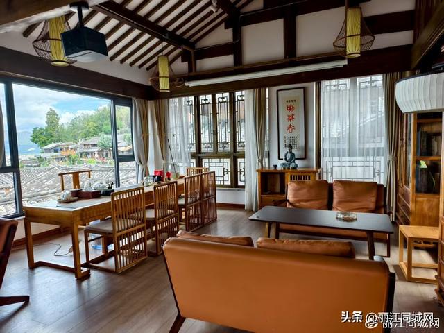 游客说“想常住” 丽江古城民宿客栈用细节把暑期游客宠成“家人”