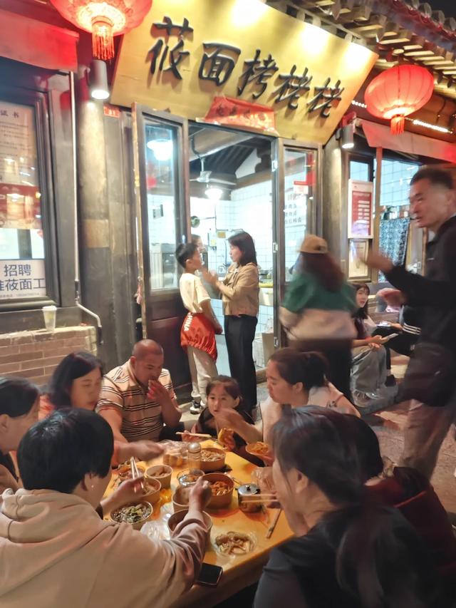 山西探宝之忻州古城,吃货的天堂