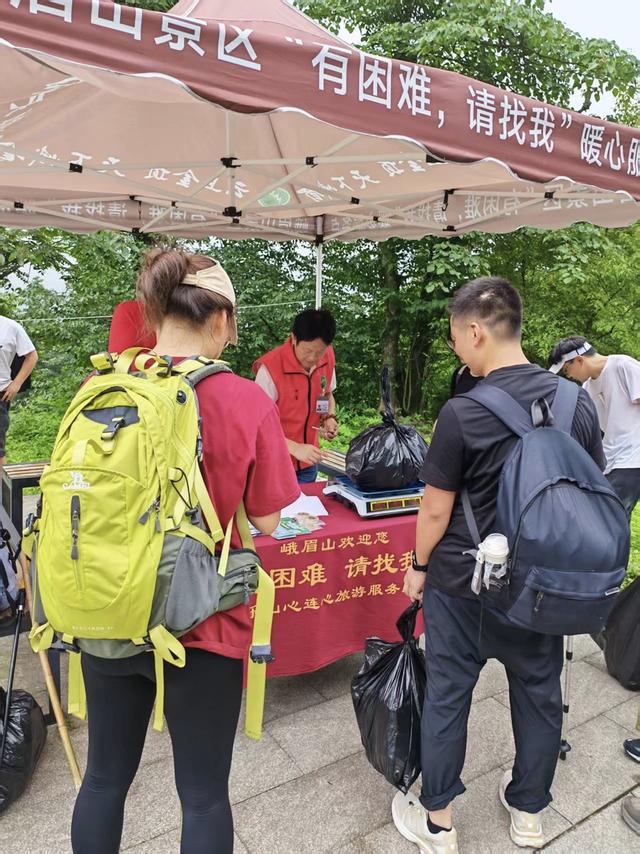 7月接待游客76.32万人次 徒步游客首度突破6万人次