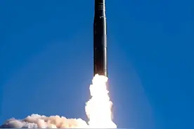 中国试射导弹后，买过东风的沙特坐不住了，媒体播放东风41画面图片