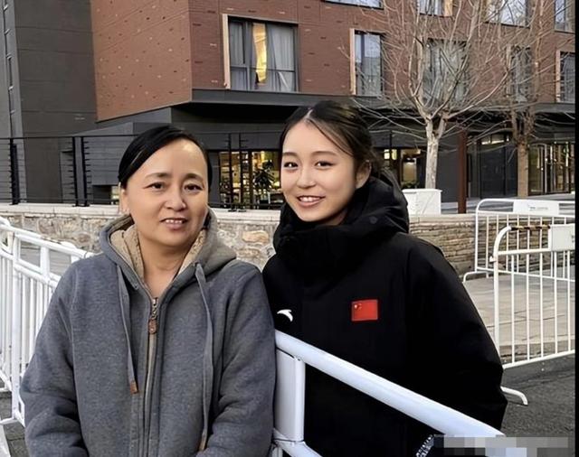 退还美国国籍，不惧美威逼利诱毅然回国，全美冠军：我只为中国战