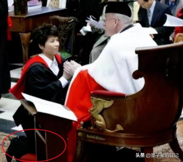 败光20亿、向洋人下跪，双重国籍，邓亚萍身上的标签哪个才是真的