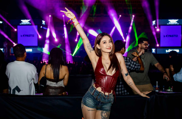 缅甸第一性感女神刚出狱又惹恼警方，辣眼视频流出