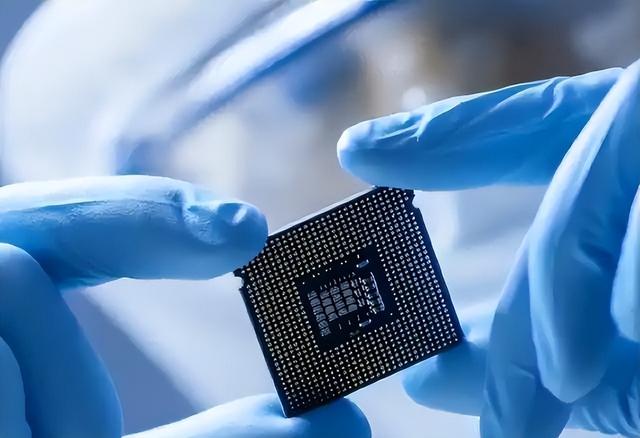 美国加税都拦不住！全球70%订单涌向中国	，日媒一句话道出真相